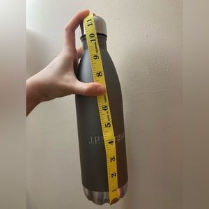 New, Stainless steel water bottle 769ml, J.P. Morgan Chase